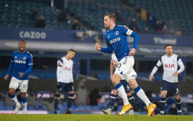 历史上不同 历史上不同